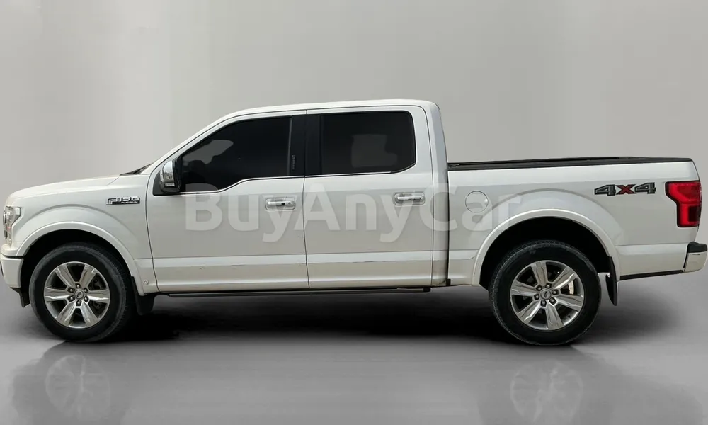 Vehicle photo 4