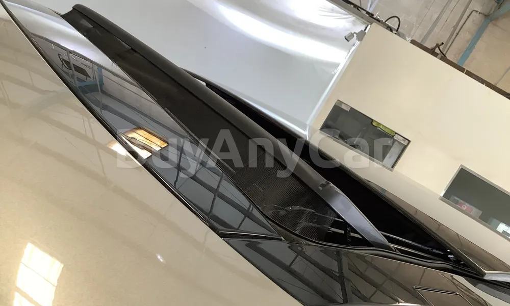 Vehicle photo 5