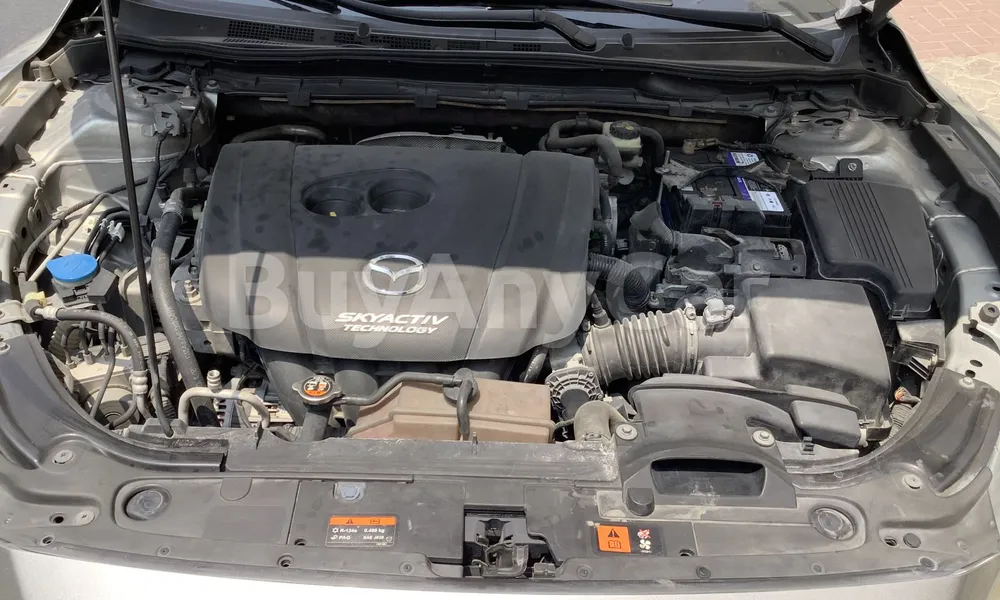 Vehicle photo 6