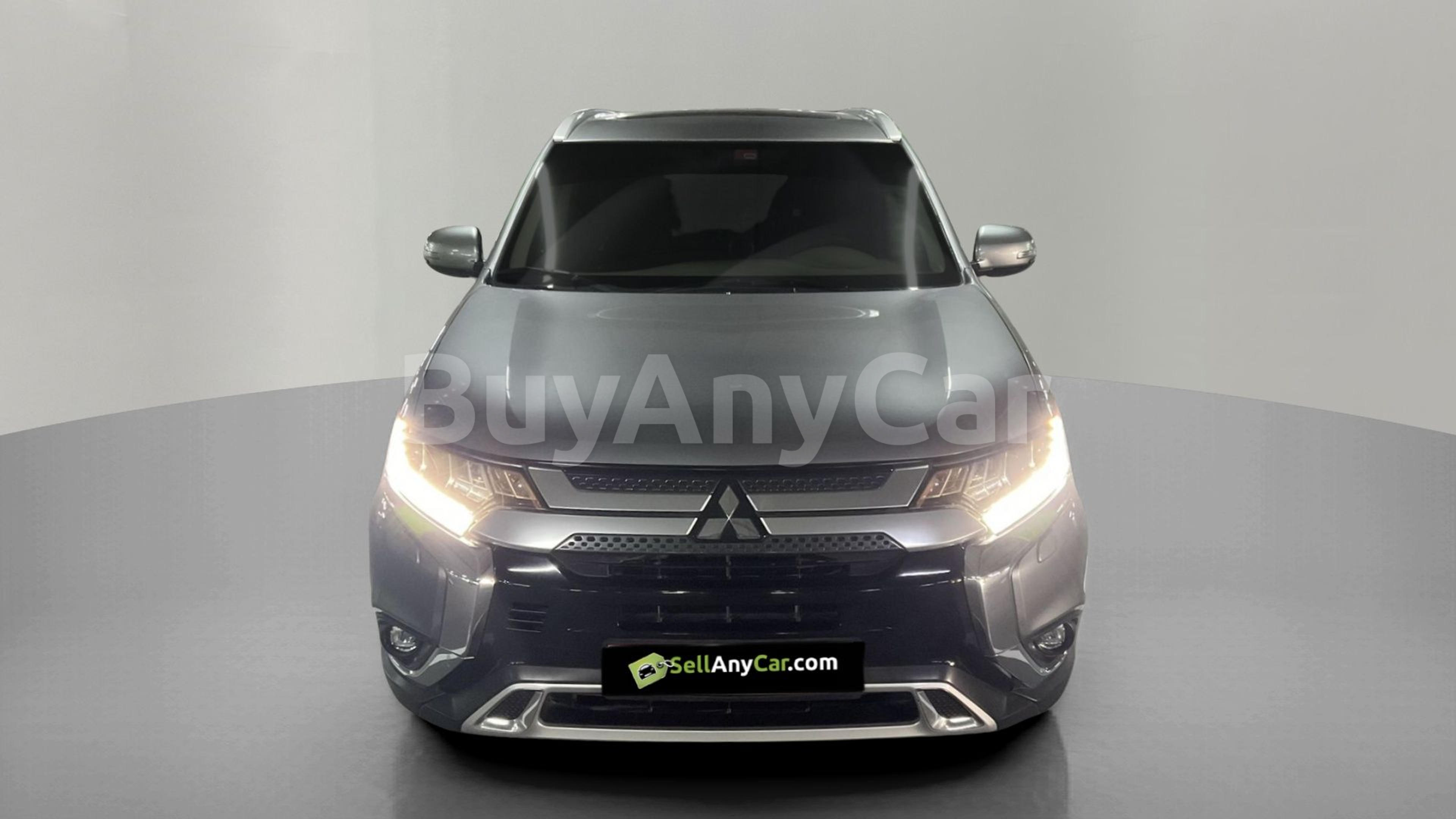 Mitsubishi Outlander 2020