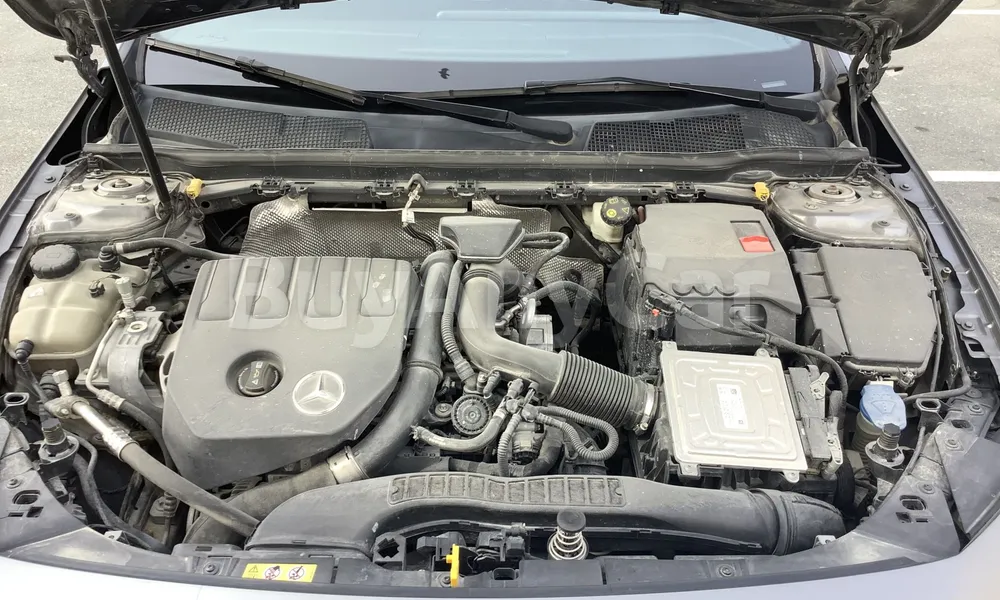 Vehicle photo 6