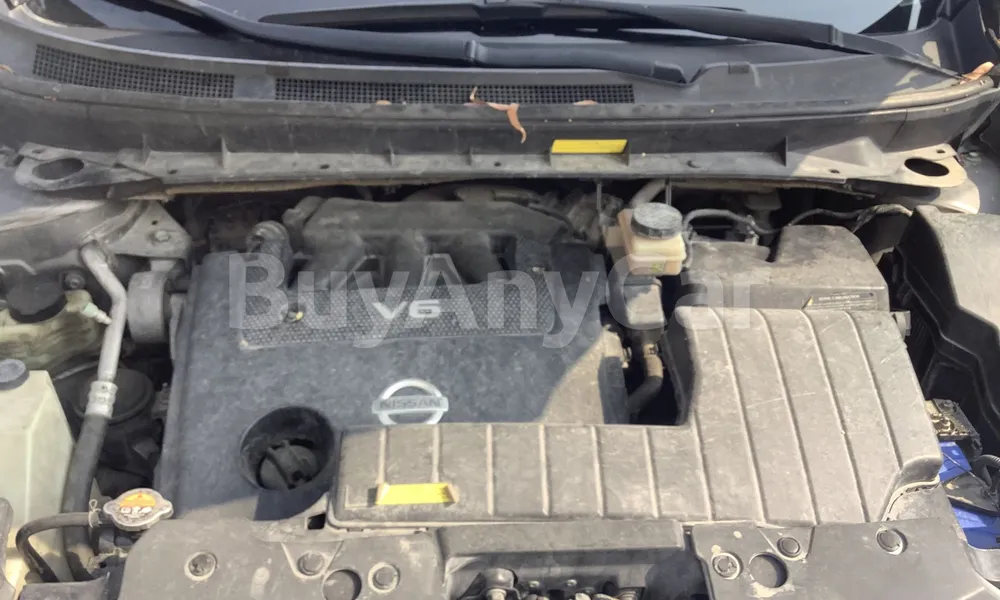Vehicle photo 6