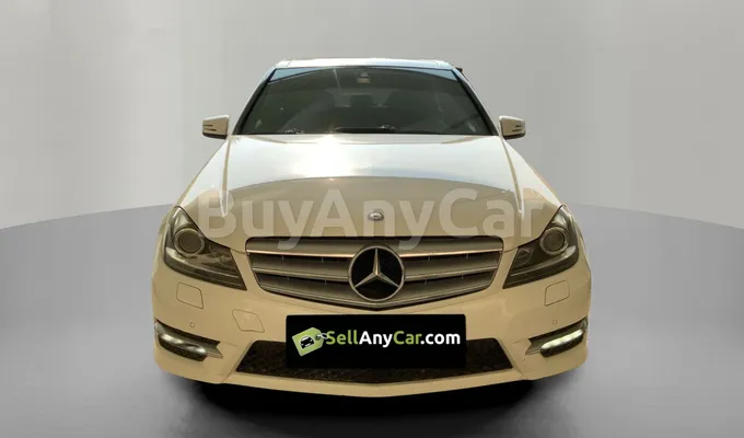 carsDetail