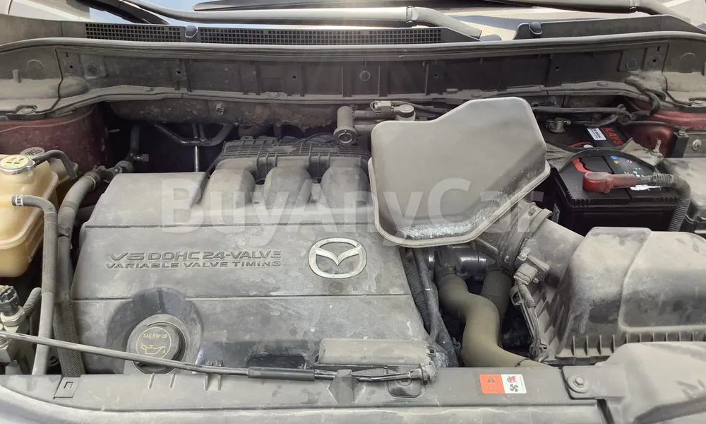 Vehicle photo 7