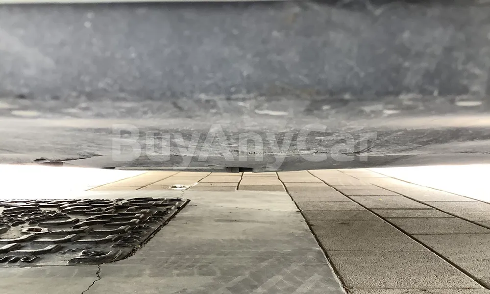Vehicle photo 5