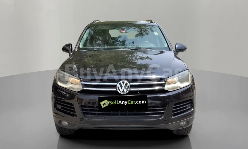 Vehicle photo 1