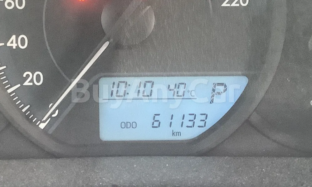 Vehicle photo 7