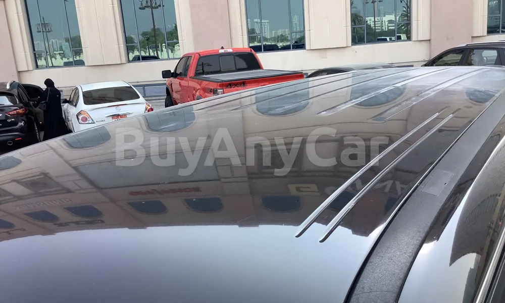 Vehicle photo 5