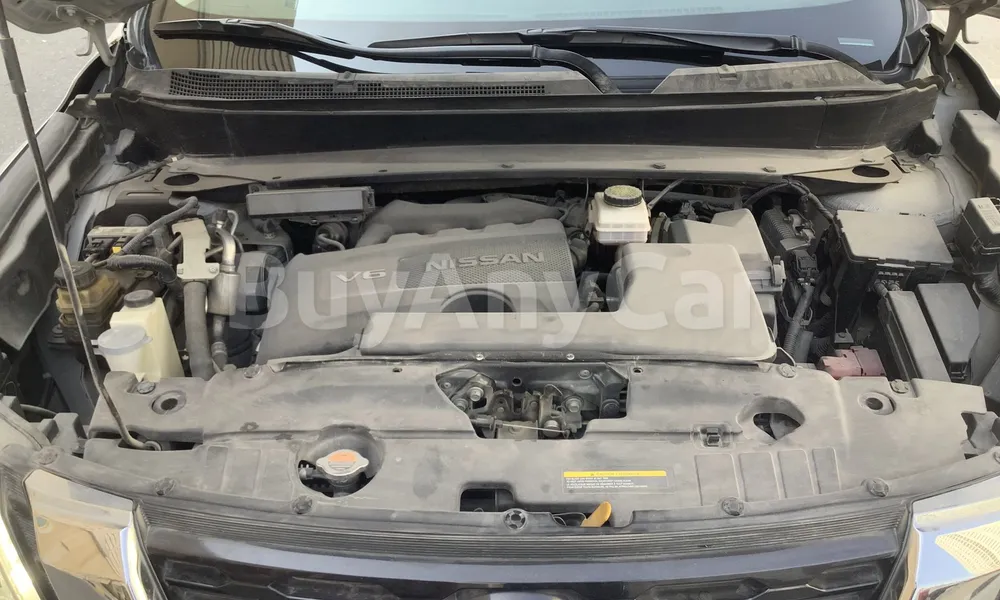Vehicle photo 6