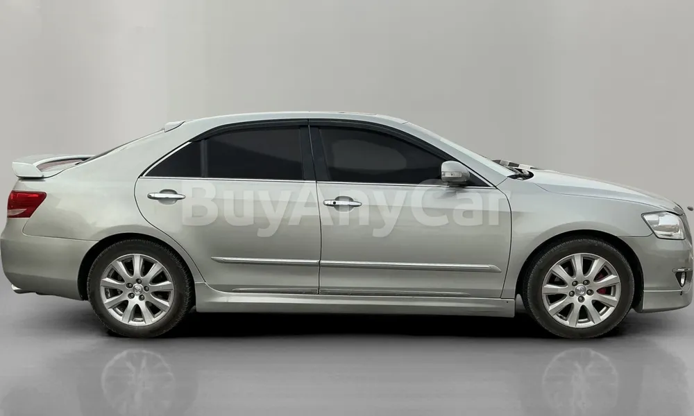 Vehicle photo 3