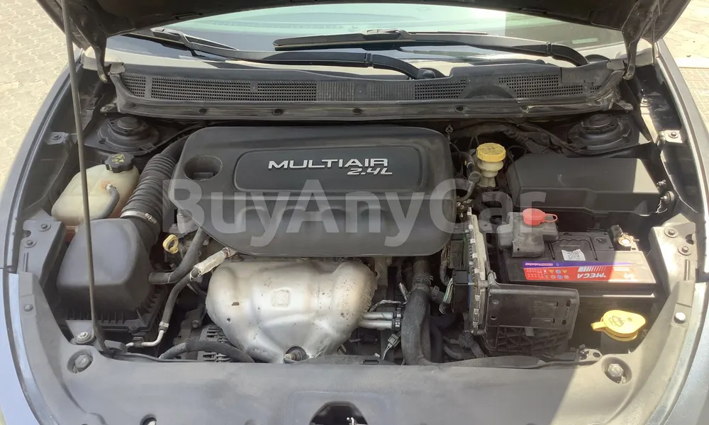 Vehicle photo 6