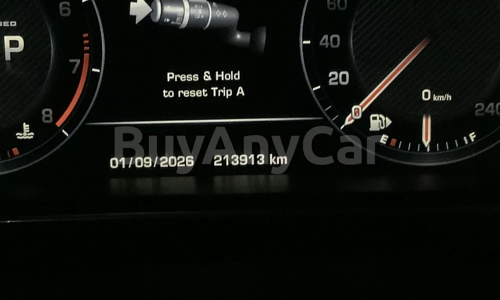 Vehicle photo 7