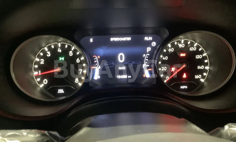 Vehicle photo 7