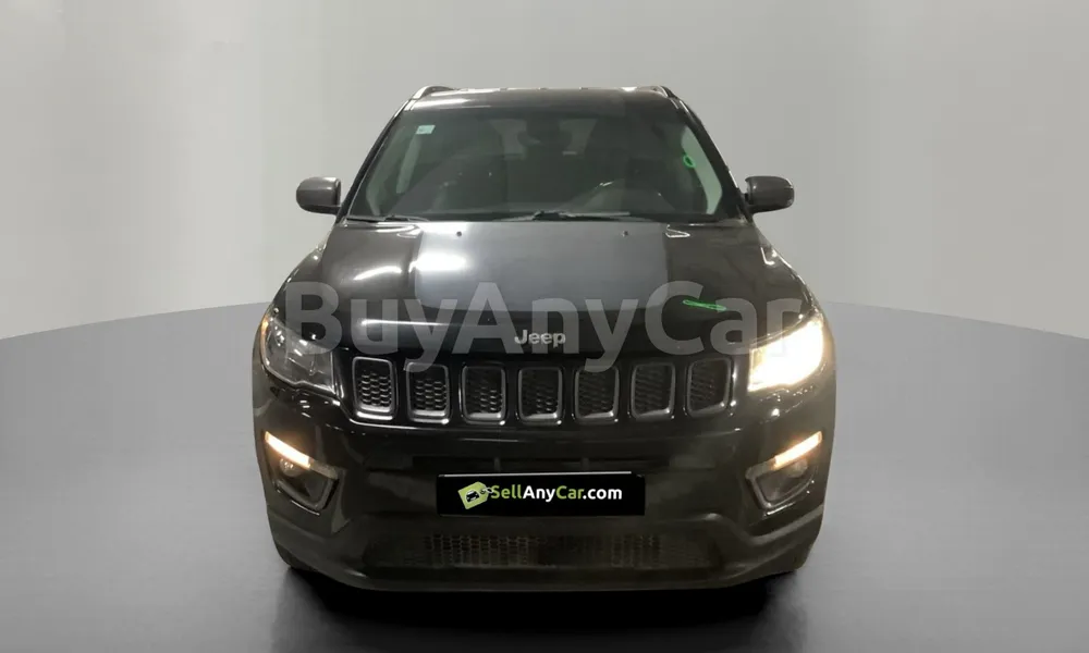 Vehicle photo 1