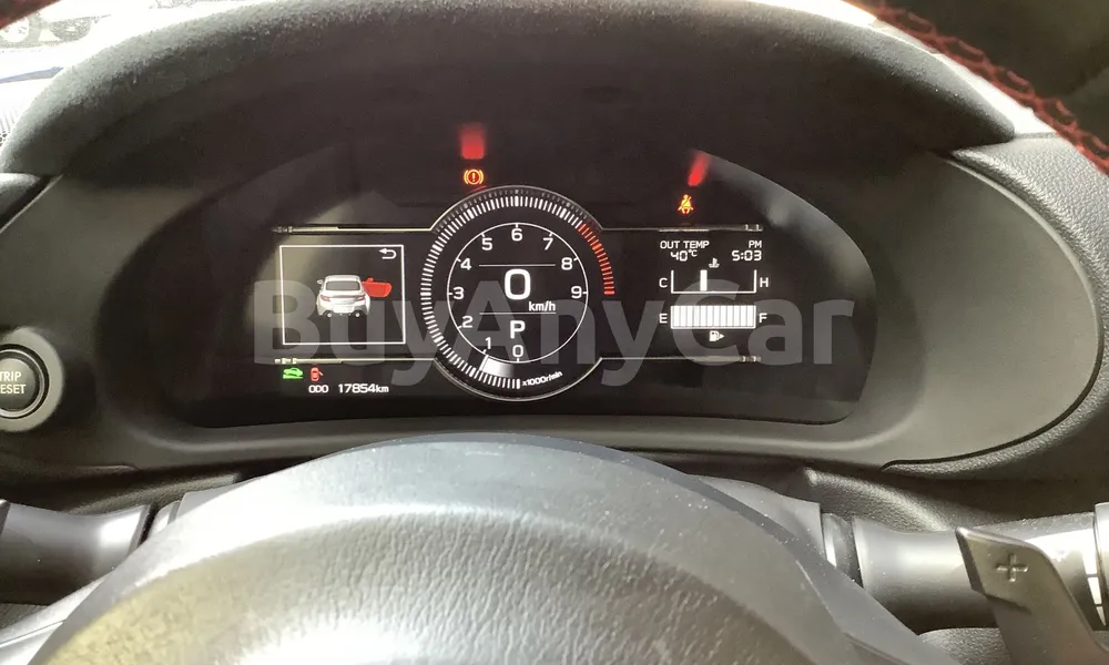 Vehicle photo 7