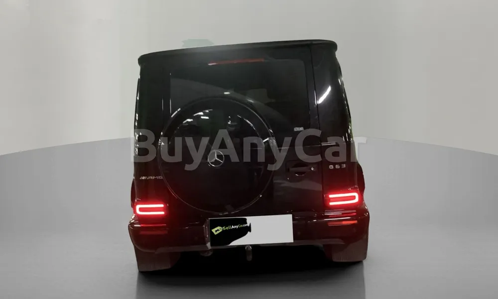 Vehicle photo 2