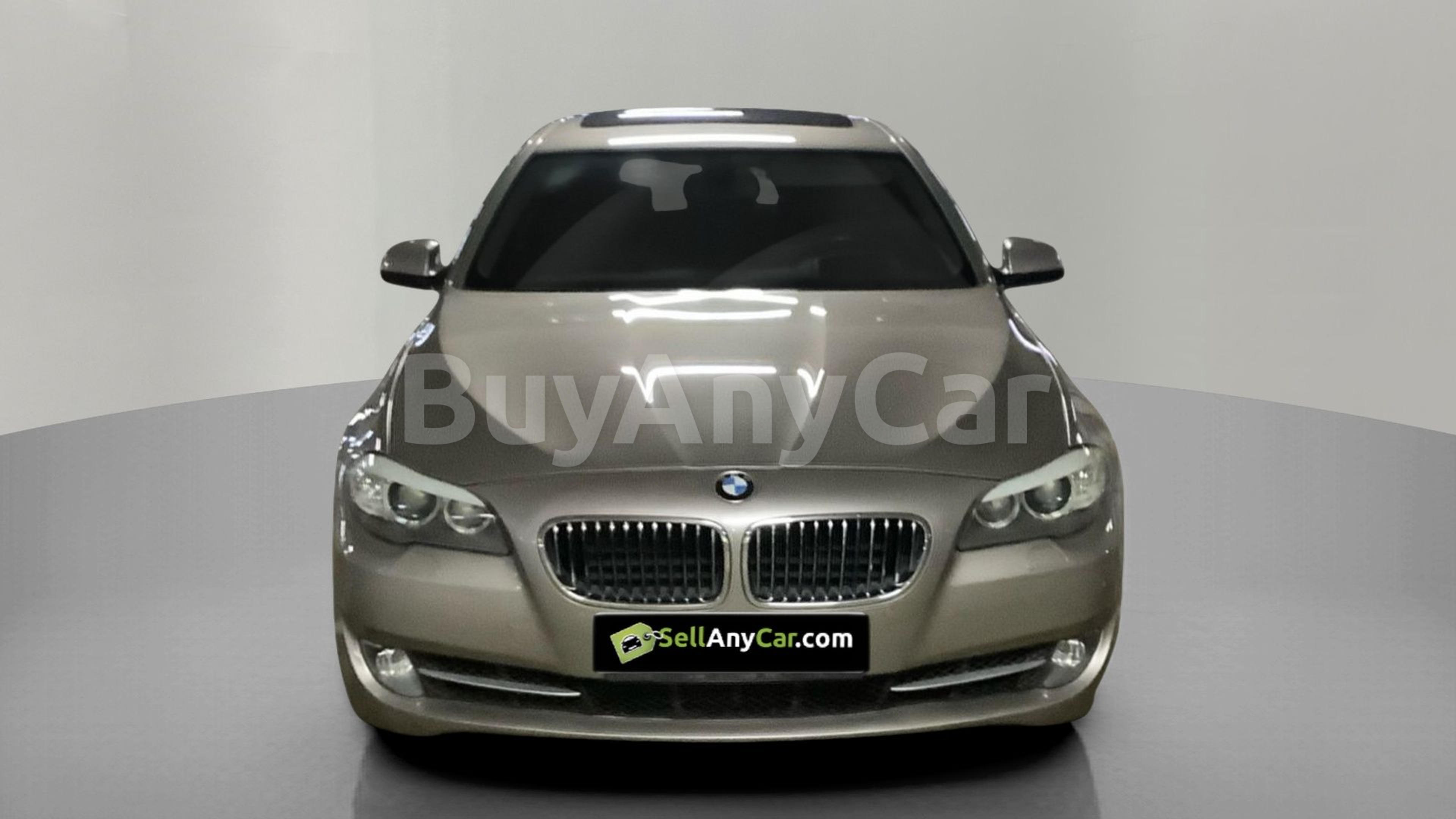 BMW 5-Series 2012