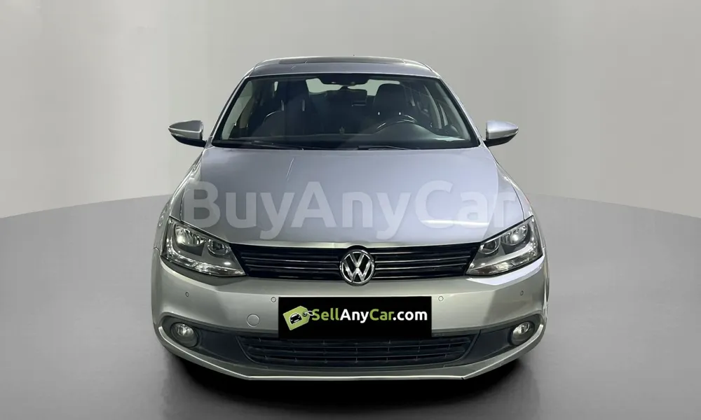 Vehicle photo 1