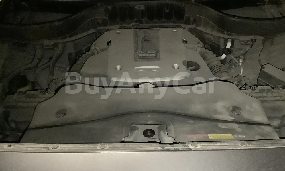 Vehicle photo 6