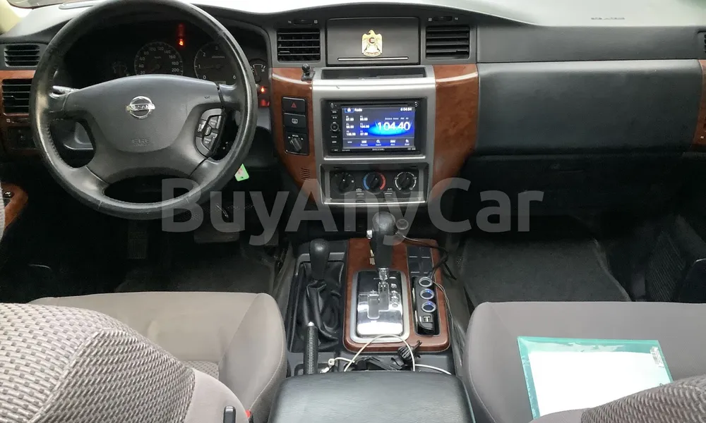 Vehicle photo 8