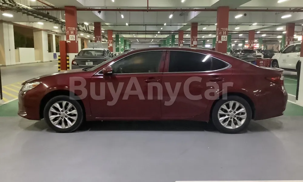 Vehicle photo 4