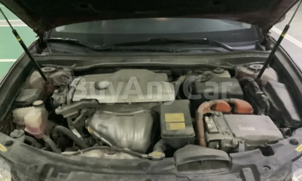 Vehicle photo 6