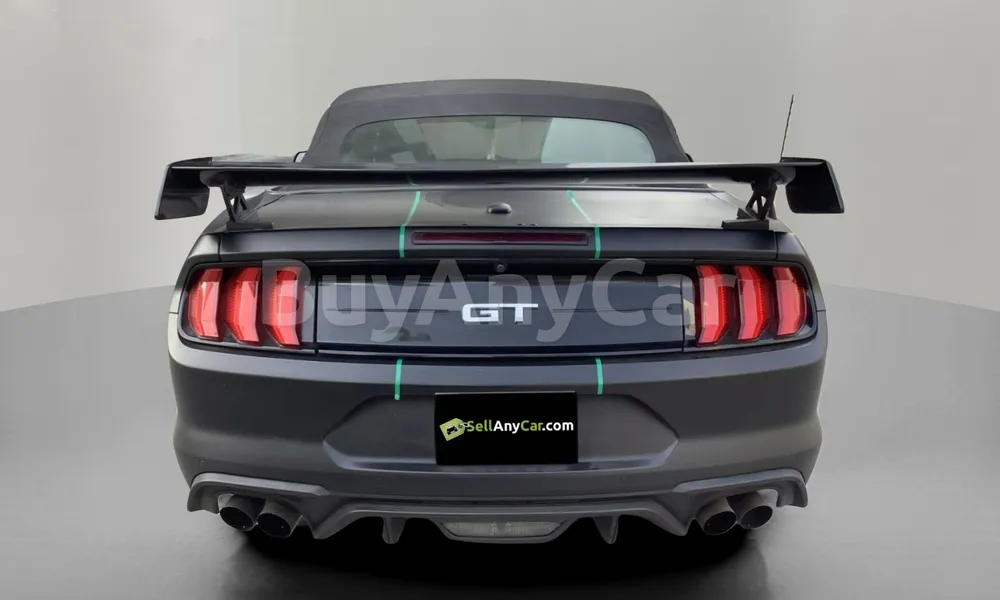 Vehicle photo 2