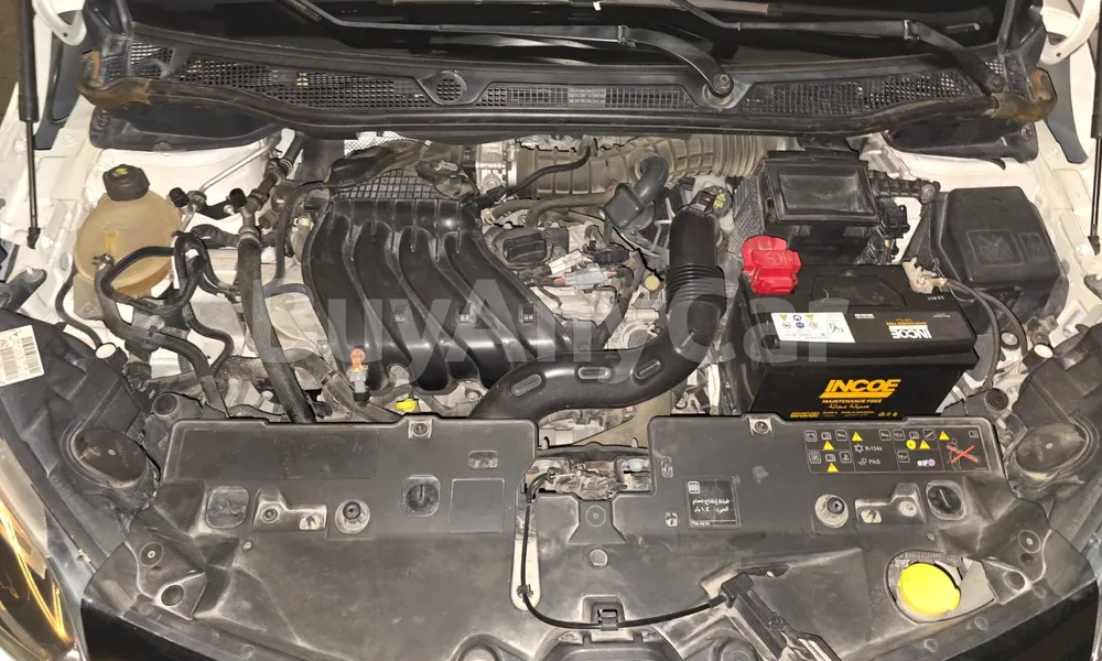 Vehicle photo 7