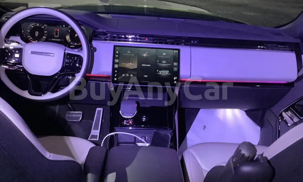 Vehicle photo 8