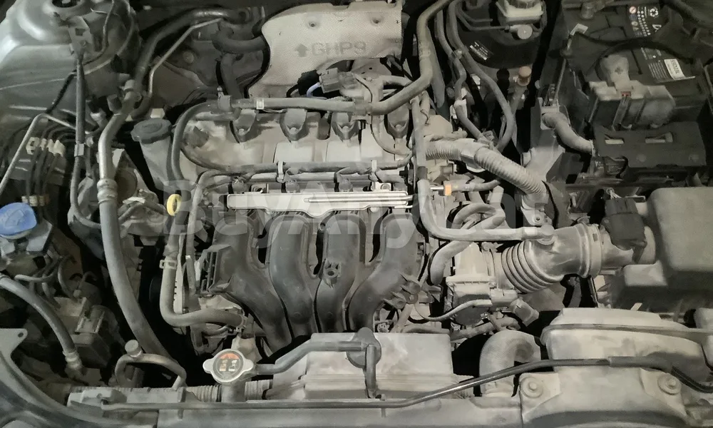 Vehicle photo 6