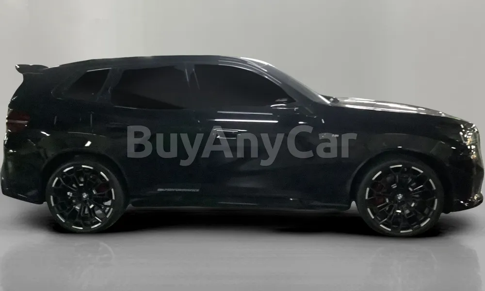 Vehicle photo 3