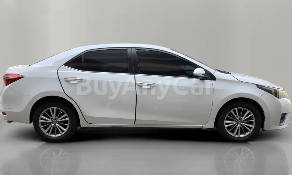 Vehicle photo 3