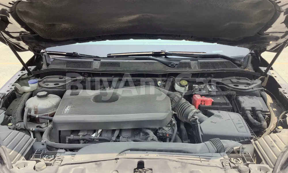 Vehicle photo 6