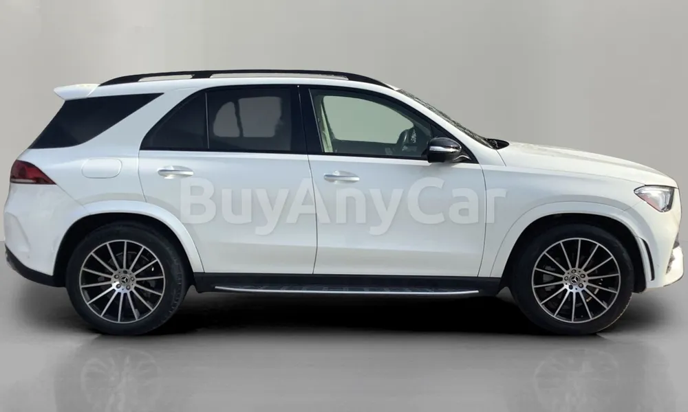 Vehicle photo 3