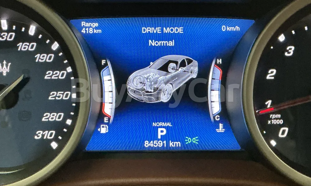 Vehicle photo 10
