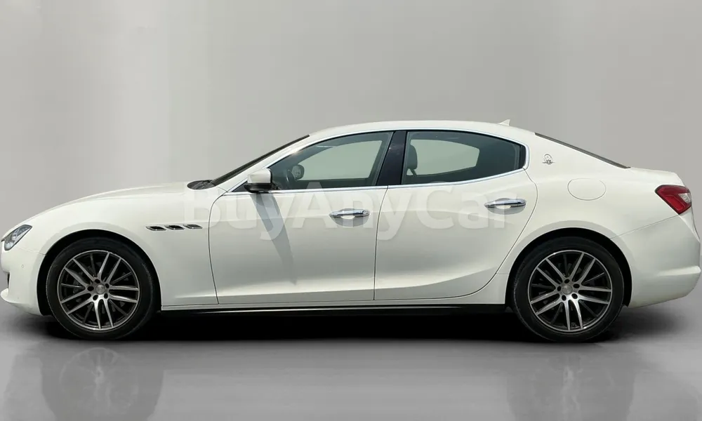 Vehicle photo 4
