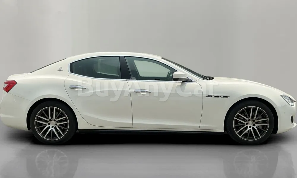 Vehicle photo 3