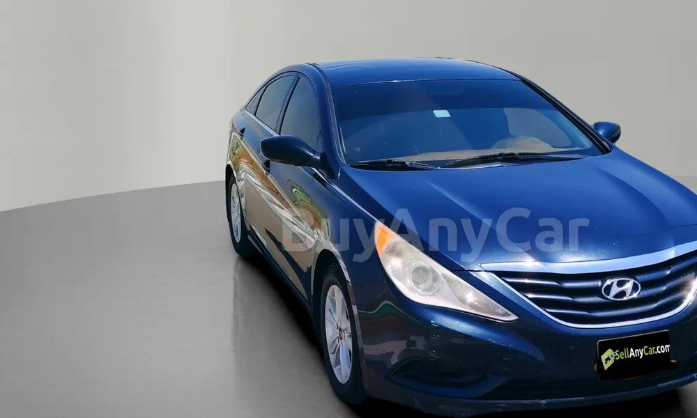 Vehicle photo 1