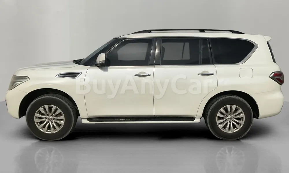 Vehicle photo 4
