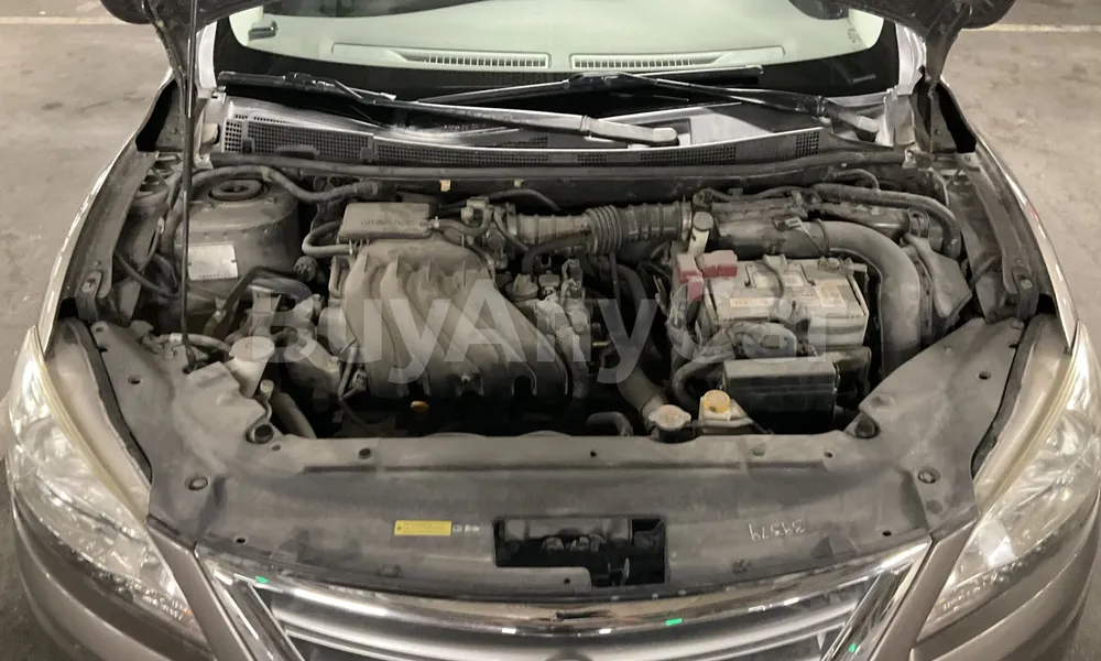 Vehicle photo 6