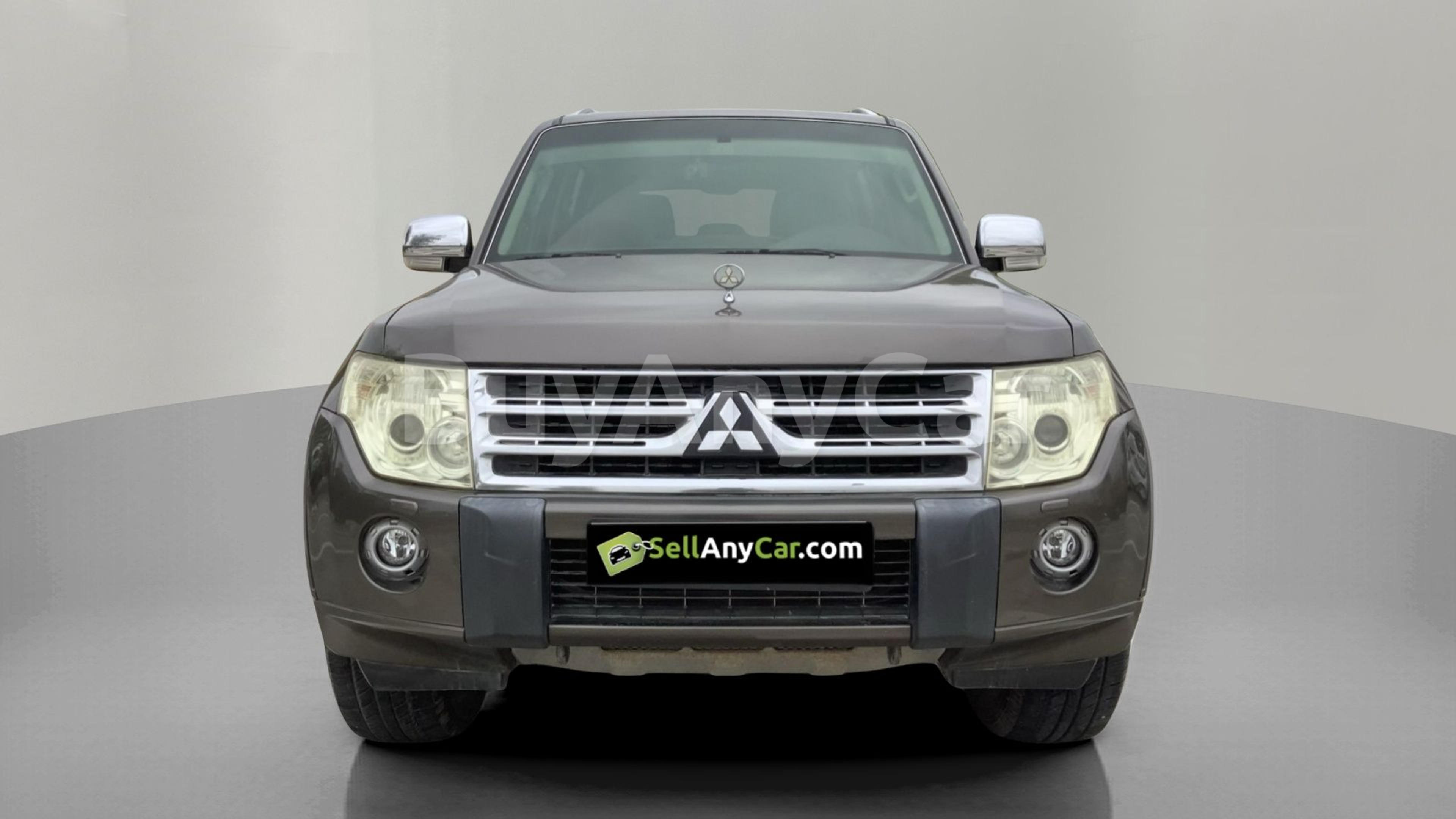 Mitsubishi Pajero 2010