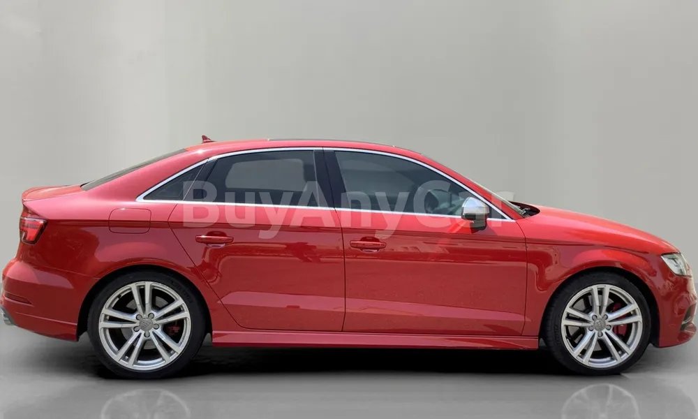 Vehicle photo 3