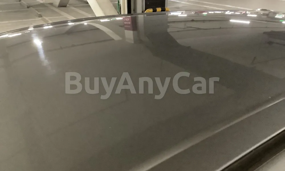 Vehicle photo 6