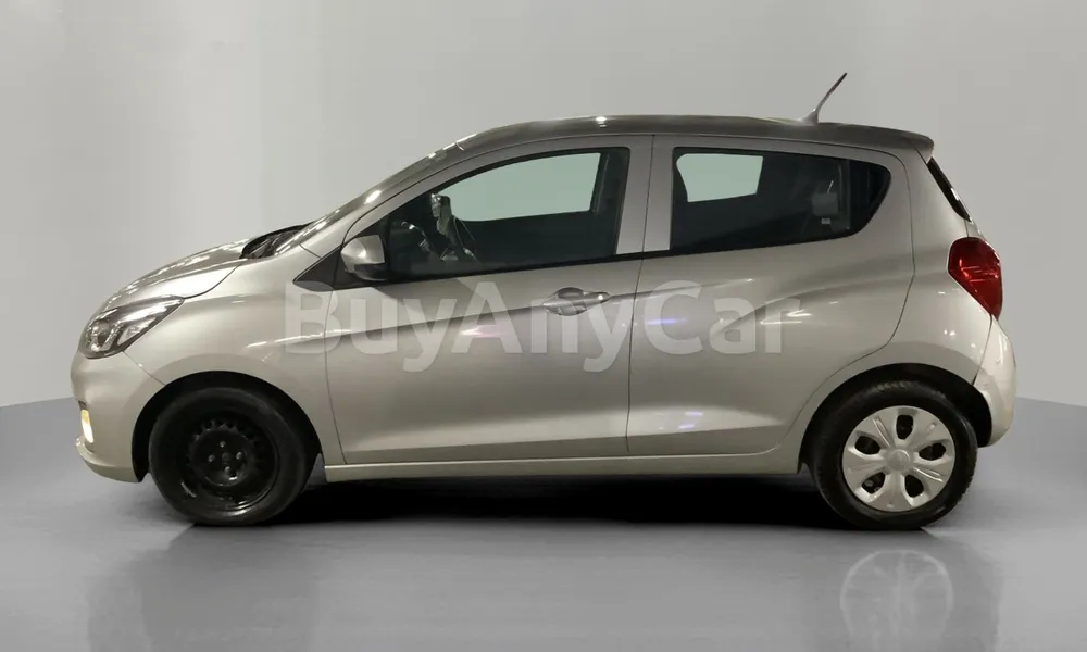 Vehicle photo 5
