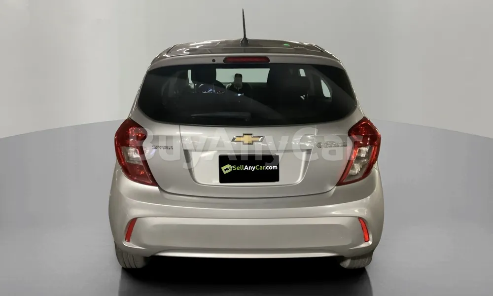 Vehicle photo 2