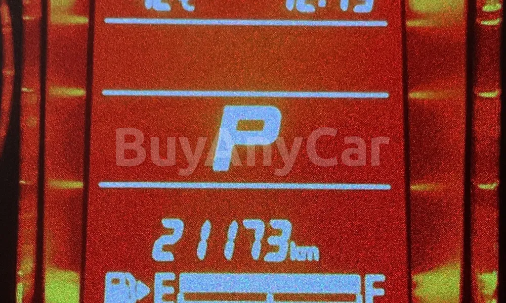 Vehicle photo 7