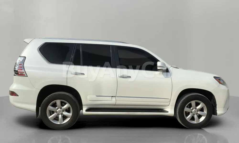 Vehicle photo 3