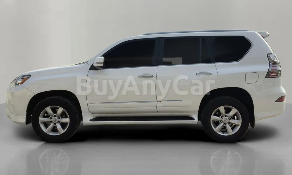 Vehicle photo 4