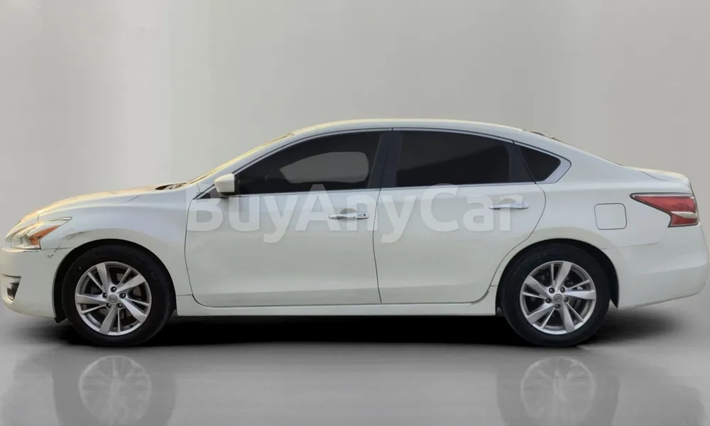 Vehicle photo 4