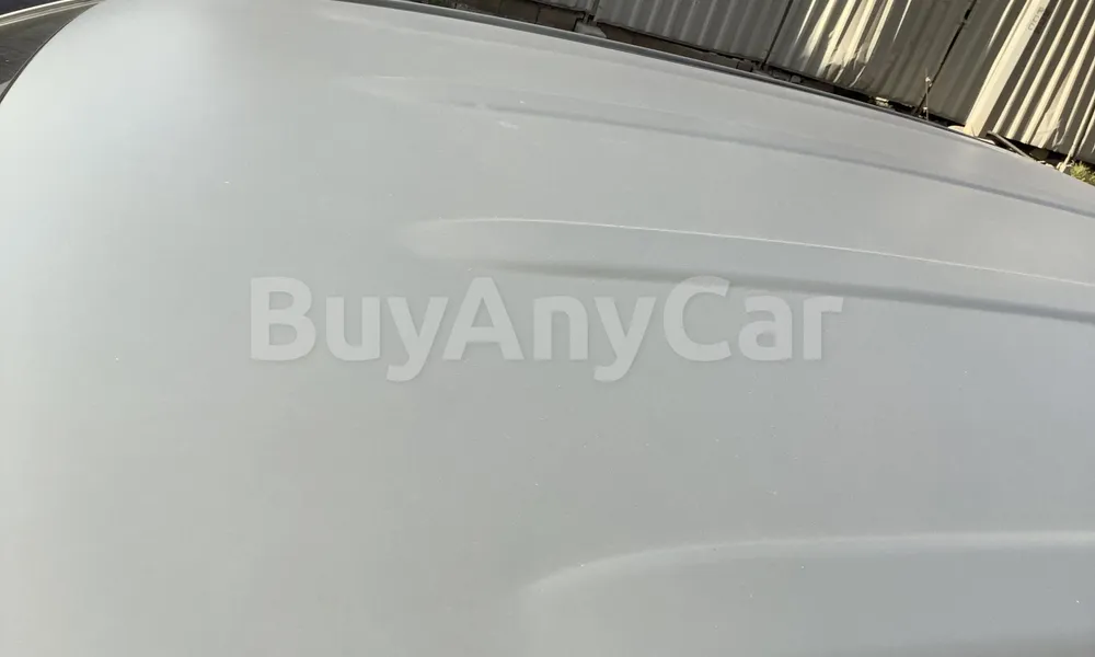 Vehicle photo 5